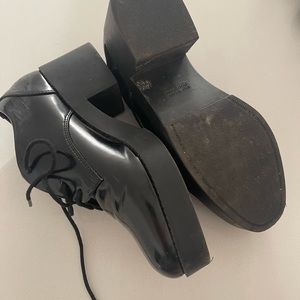 Worn once. Shiny platform for forever 21.